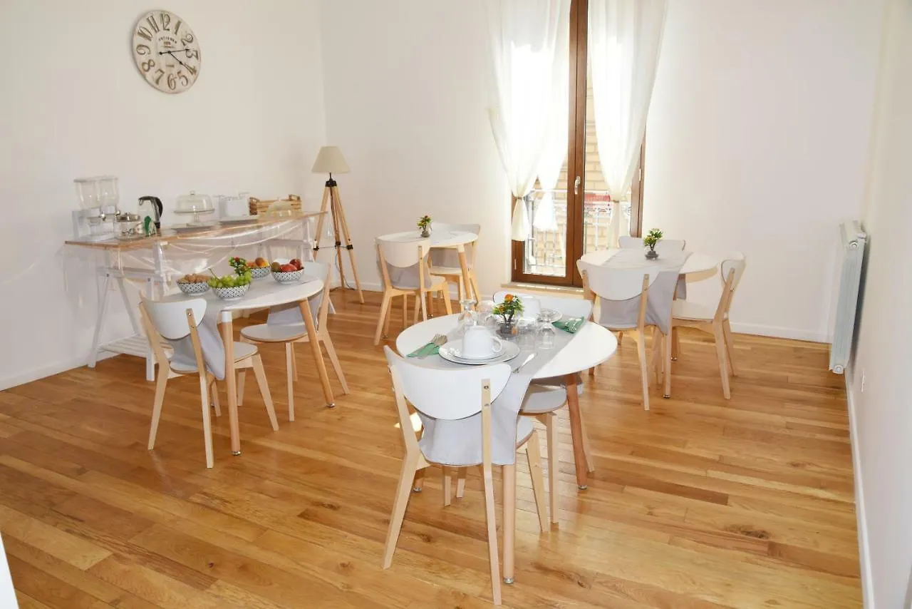 315 Via Roma Rooms Centro Palermo 2*,